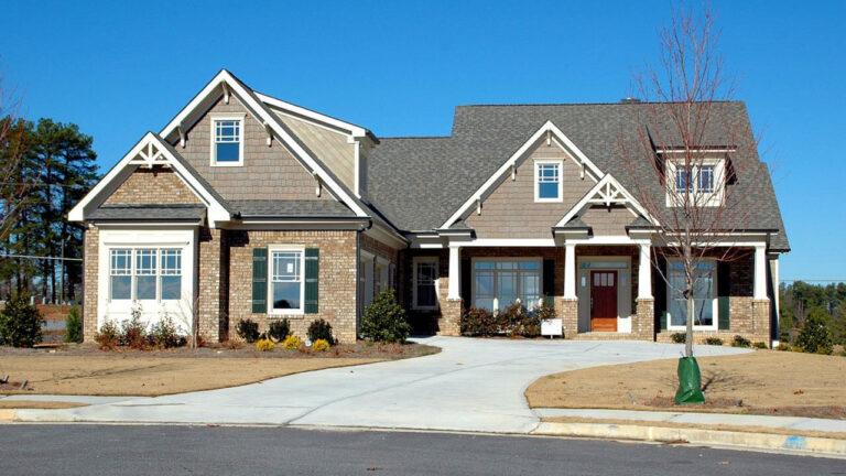 Garage Door Service in Ottawa